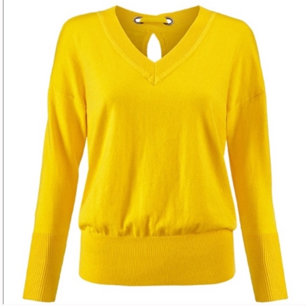 NEW CAbi canary pullover 5281 size Medium